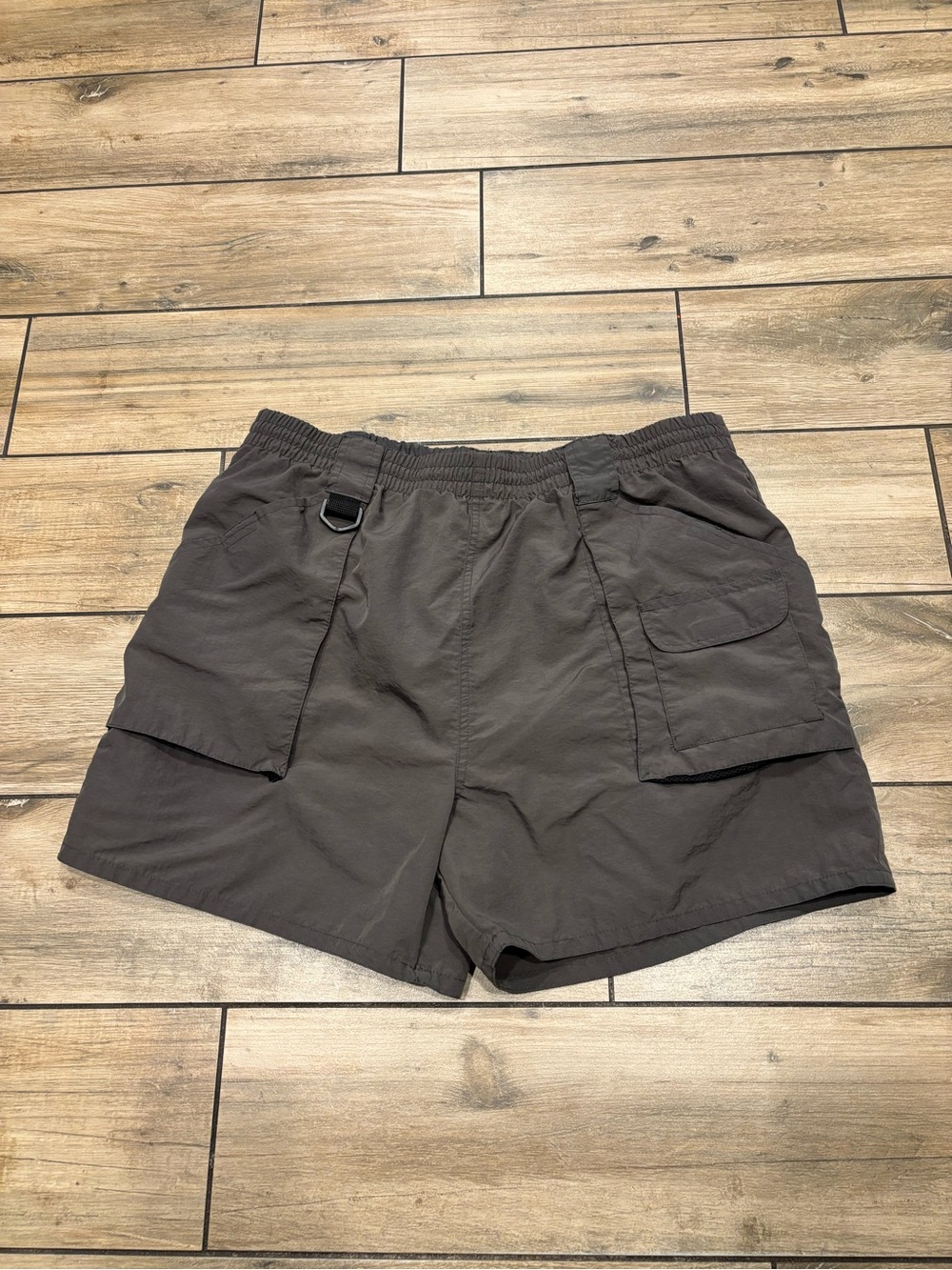 Vintage Bill Blass Nylon Cargo Shorts Large Charcoal Gray Mesh Lined Hiking